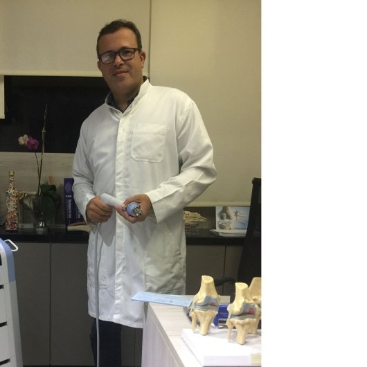 Dr. Felipe Campos