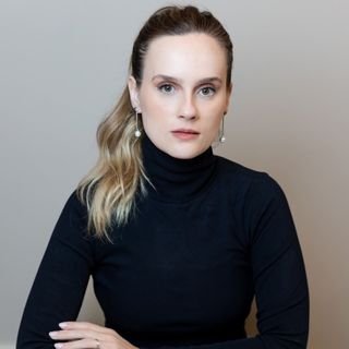 Dra. Carla Liston Sanderson