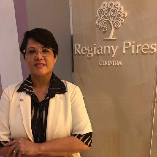 Dra. Regiany De Araujo Pires