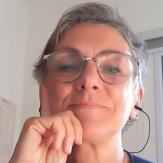 Dra. Carmen Romano