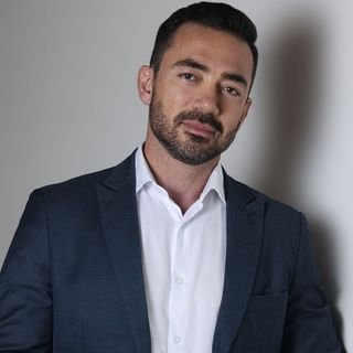 Dr. Robson Soares