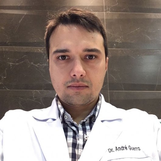 Dr. André Santana Guerra