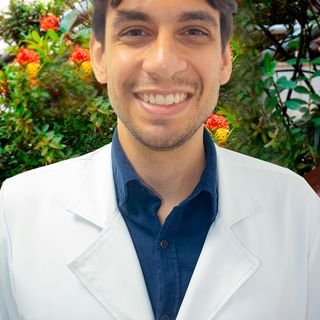 Dr. Leandro Cancellara de Oliveira Bariani