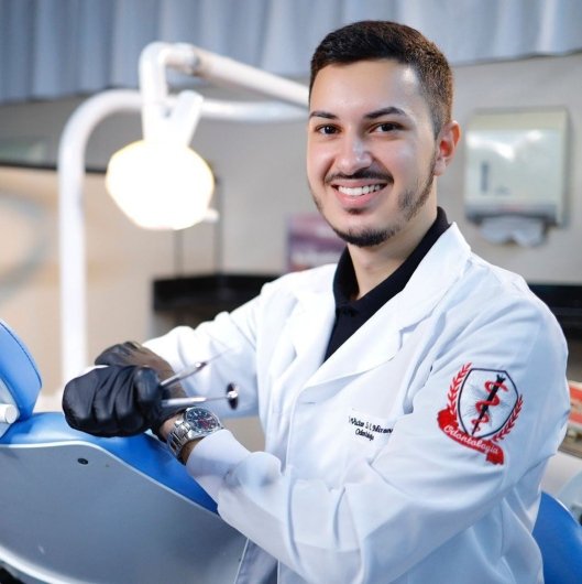 Dr. José Victor Siqueira