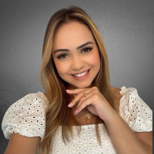 Dra. Michelly Alves Cardoso