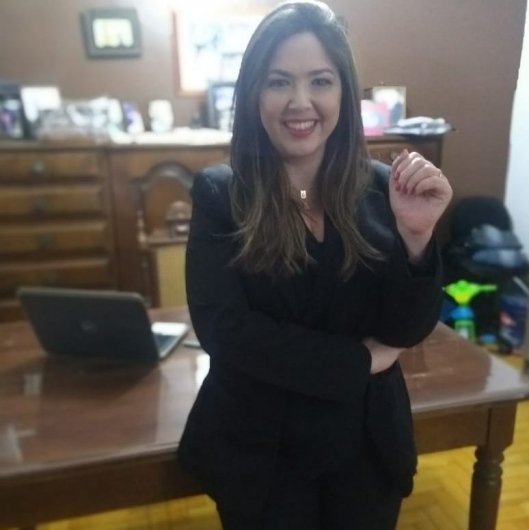 Prof. Fernanda Samuel Lenz