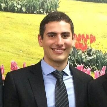 Dr. Herly Carli Freitas