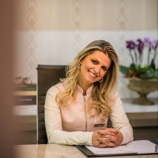 Dra. Débora Gobbi