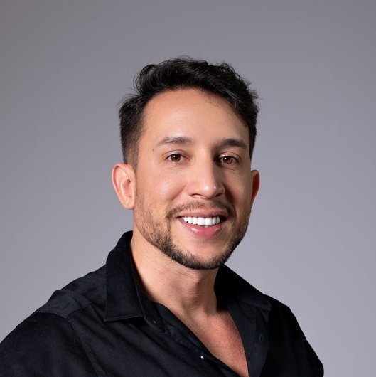 Dr. Jhones Carneiro
