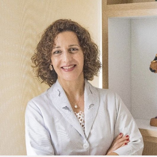 Dra. Valeria Gomes Valenca Camara