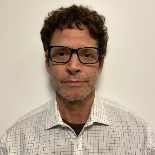 Dr. Marcos Scazufka Ribeiro