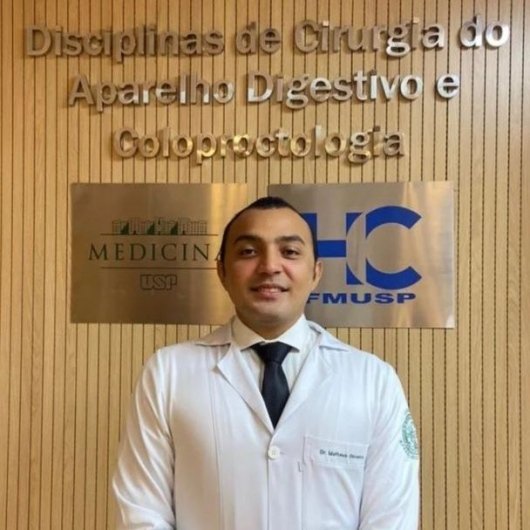 Dr. Matheus Meireles