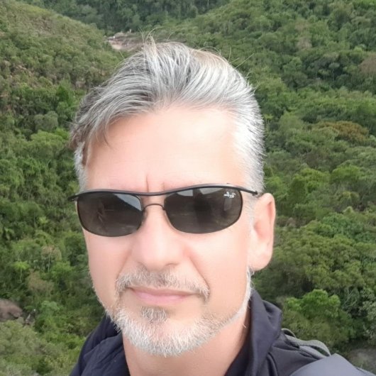 Dr. Ricardo Gomes Greco