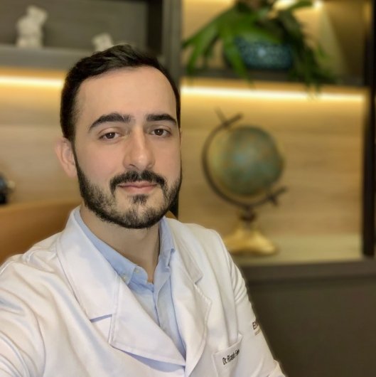 Dr. Ricardo Fortes Monteiro de Castro