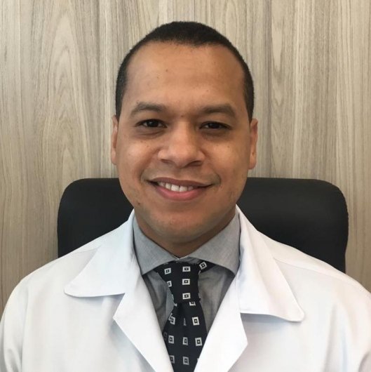 Dr. Alisson Barbosa