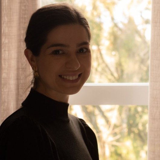 Dra. Ana Caroline Dariva Chula