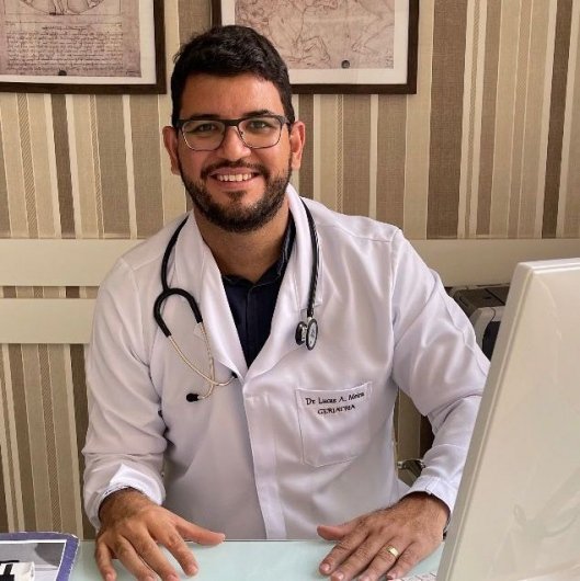 Dr. Lucas Andrade Meira