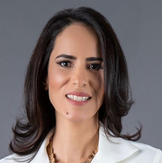 Dra. Gizzele Barcellos Damazio Bandeira