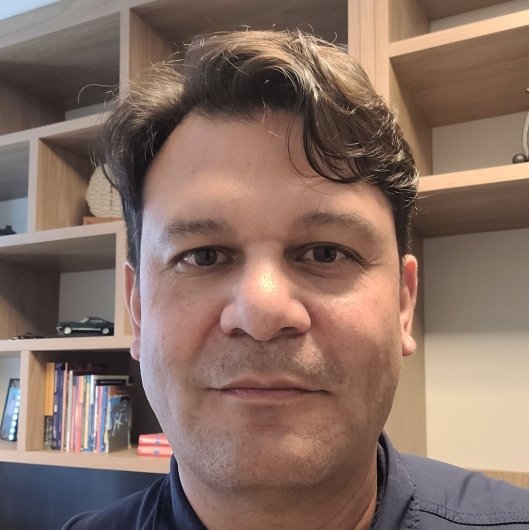 Dr. Daniel Bittencourt de Medeiros
