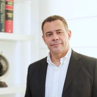 Dr. Vinícius de Moraes
