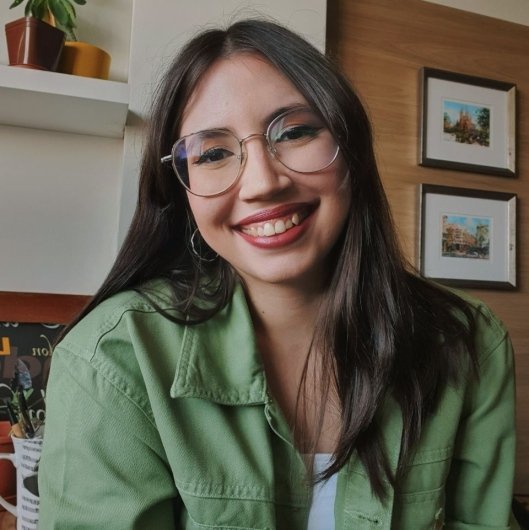 Larissa Eskinazi de Oliveira Aguiar