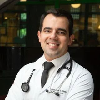 Dr. Matheus Mello