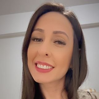 Dra. Bruna Ben-Accon