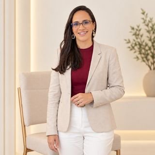 Dra. Ilane Cavalcanti