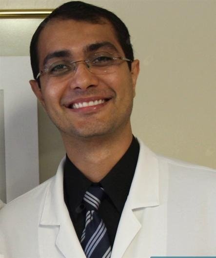 Dr. Raphael Luna