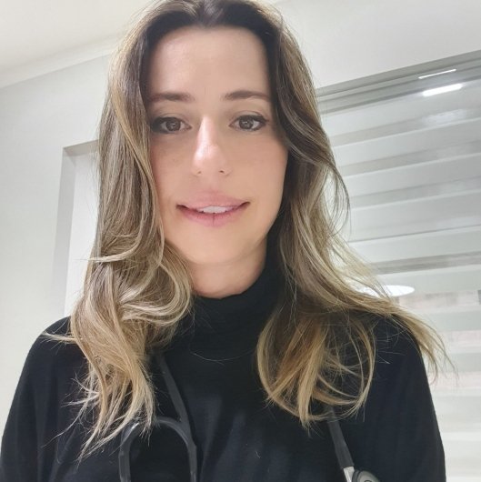 Dra. Daniele Pestana Marques de Azevedo