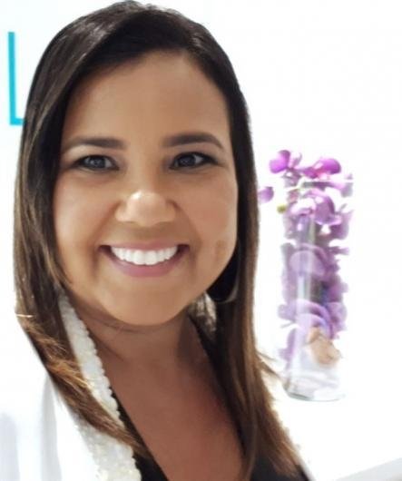 Dra. Thais Silva