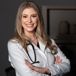 Dra. Aline Favero da Silva