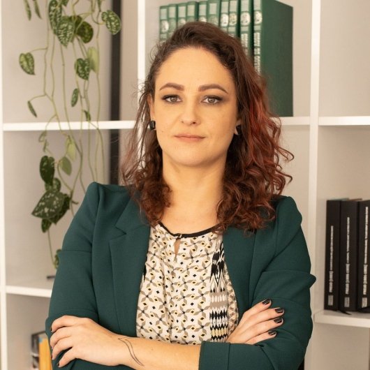 Dra. Olívia Unbehaun Leal da Silva