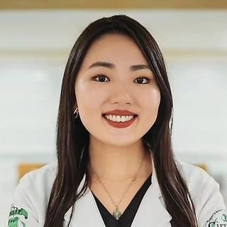 Dra. Lais Yumi Takaoka