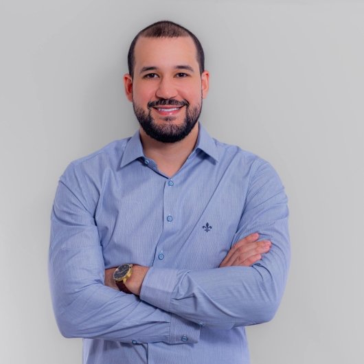 Dr. Igor Dourado Pereira