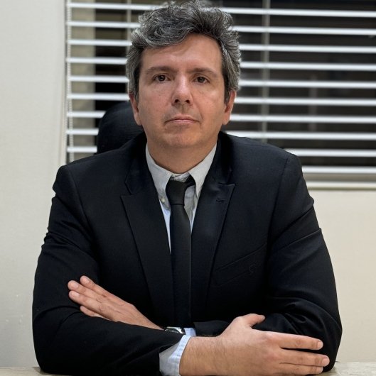 Dr. Flavio Moraes