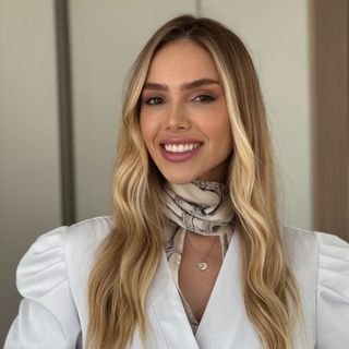 Dra. Camily Mello