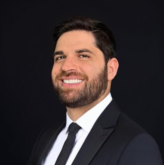 Dr. Alexandre Duarte David