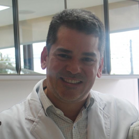 Dr. Emerson Luiz Costa da Silva