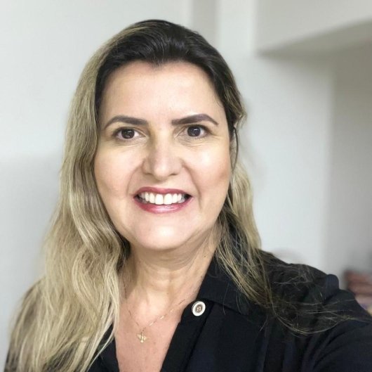 Esmeralda Pires De Souza