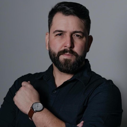 Dr. Vinicius Alcantud