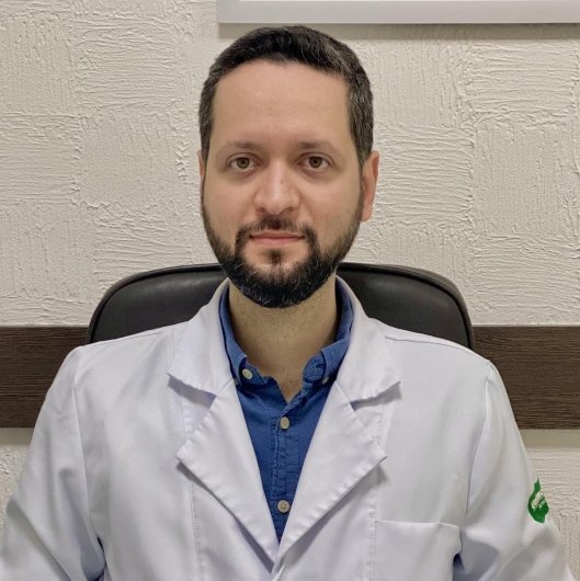 Dr. Sinval Malheiros Pinto Neto