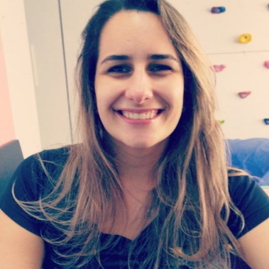 Dra. Nathalia Serra de Oliveira