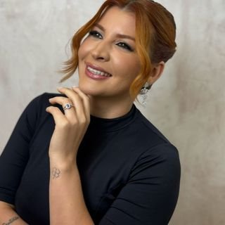 Dra. Layana Penalber