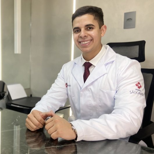 Dr. Lander Gabriel Torres Silva