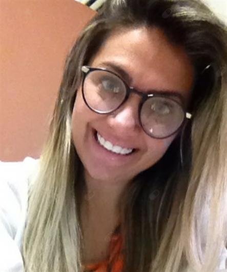 Dra. Lisiane Martins