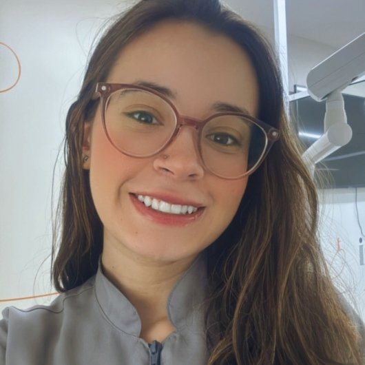 Dra. Maria Julia Carvalho