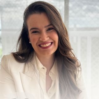 Dra. Dra Mariana Mitre Amorim