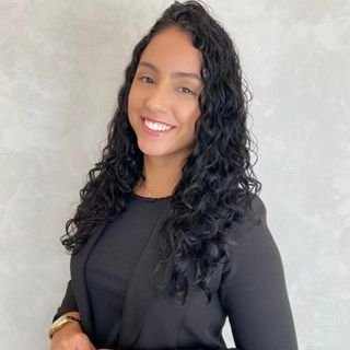 Dra. Mayara F. da Silva