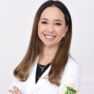 Anna Carolina Lages